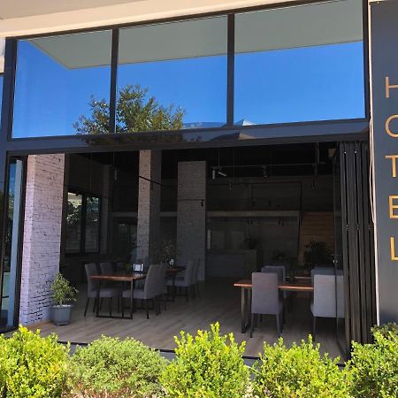 Nemesis Hotel Sarandë Eksteriør bilde